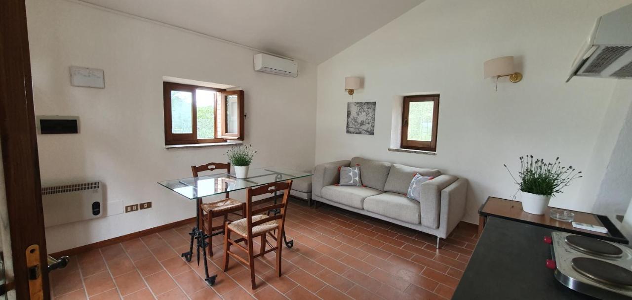 Poloturisticoumbria Rustico Con Piscina Vista Lago 파시냐노술트라시메노 외부 사진